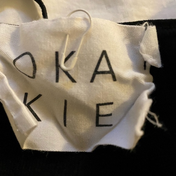 Workhall v neck crop top - Picture 2 of 3